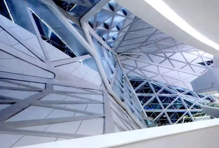 海北钢结构不仅是工程技术，更是融合历史、艺术与哲学的载体！